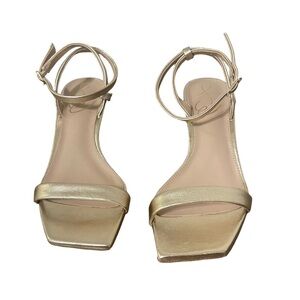 Sam Edelman RAYELLE KITTEN HEEL, size 5